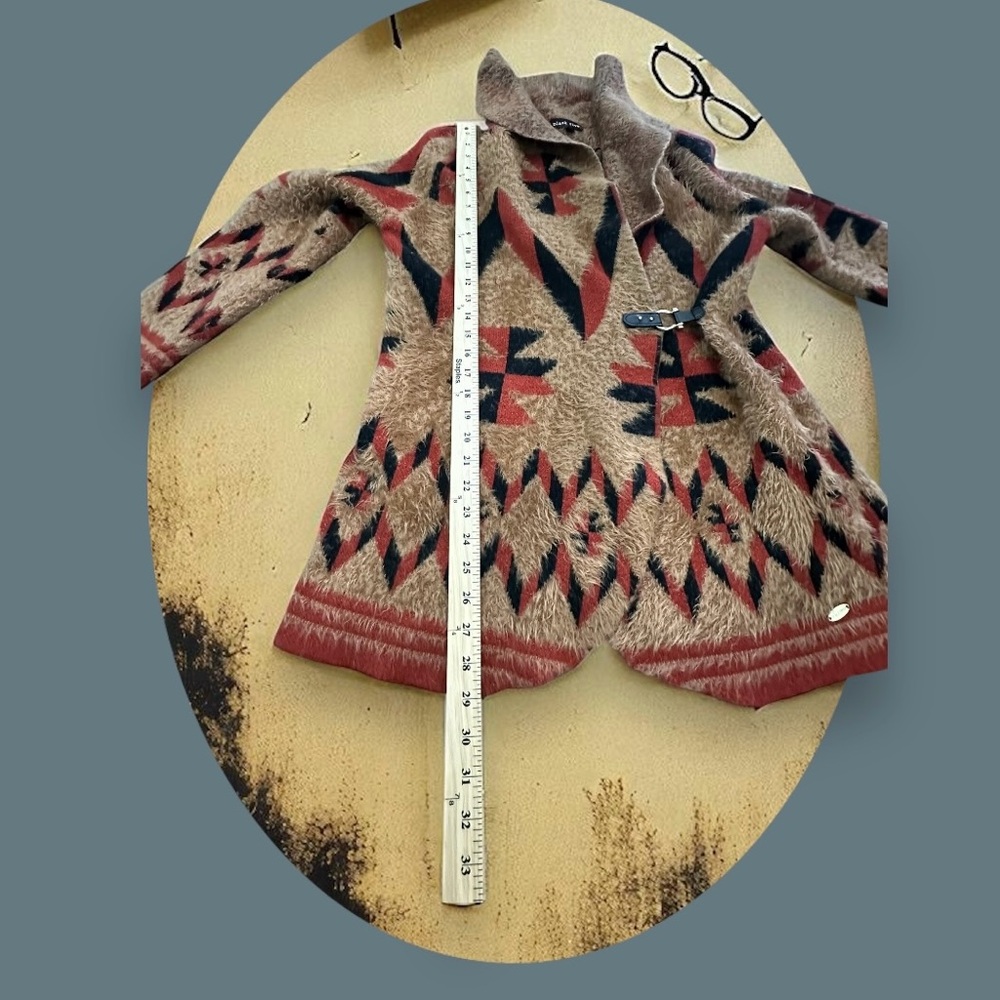 Black Rivet Aztec Southwestern Cozy Sweater Cardigan. Brown/Black/Red
Size: L - Picture 9 of 12